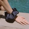 Σατέν Scrunchies